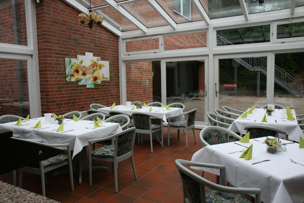 Hotel Restaurant Zum Jaegerheim Wendeburg Eksteriør billede